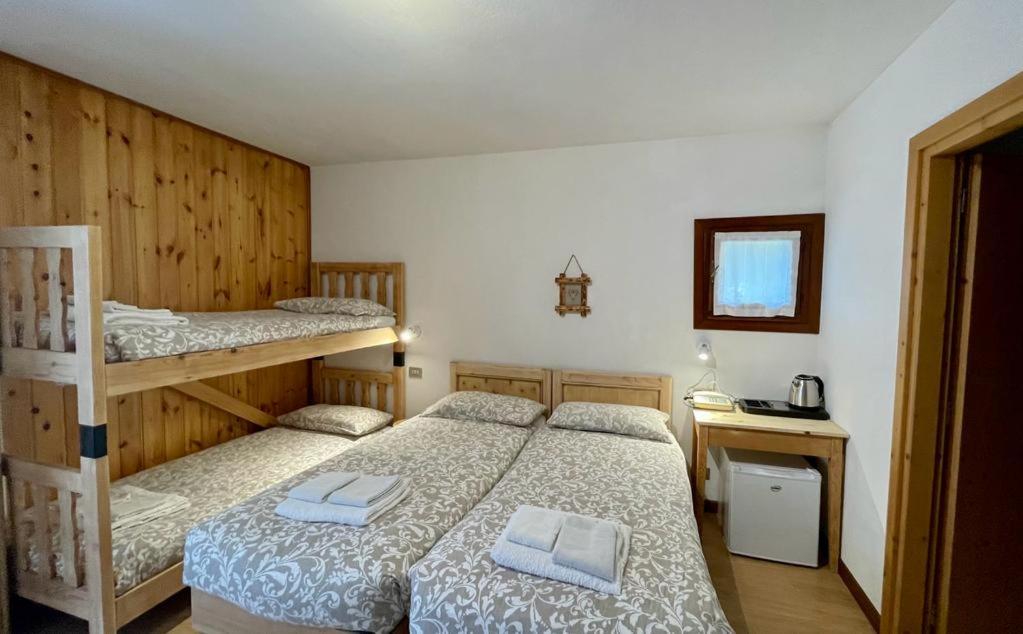 Ambassador Rooms In Bormio, Solo Camera Senza Colazione Екстер'єр фото