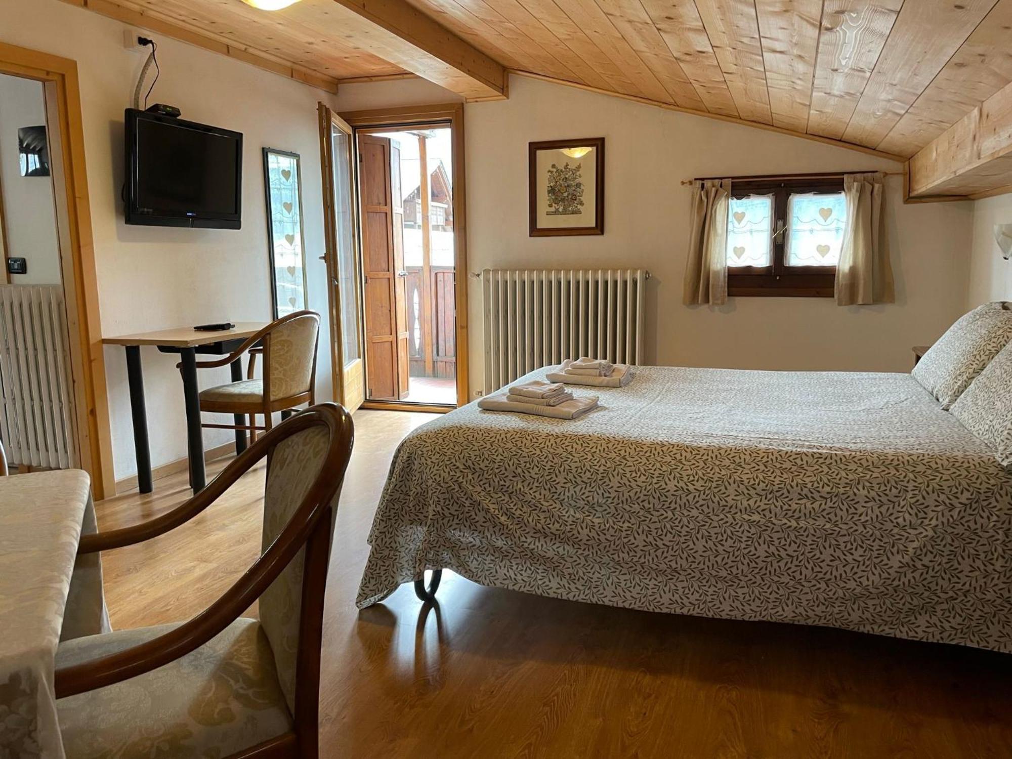 Ambassador Rooms In Bormio, Solo Camera Senza Colazione Екстер'єр фото
